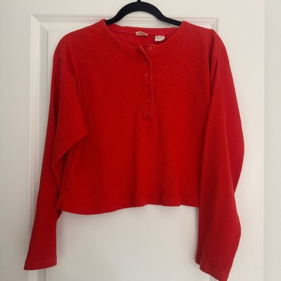 Levi's Tops - LEVI’S women’s button long sleeve Henley ribbed casual shirt top size large